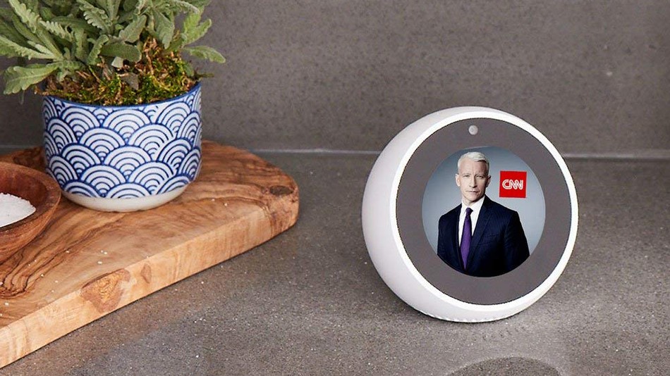Get news updates in real time thanks to the video display on the Amazon Echo Spot.