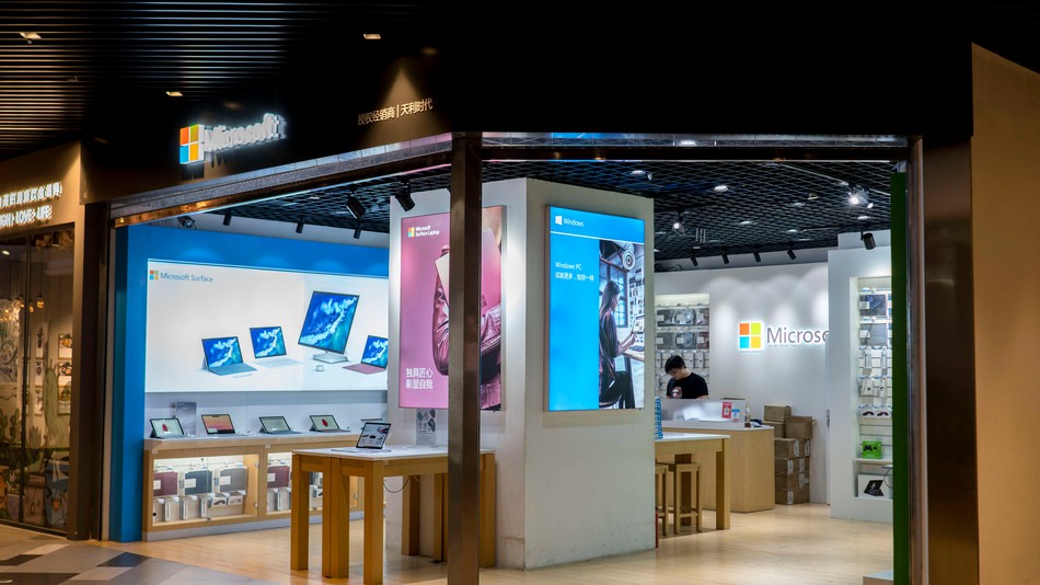 A Microsoft Experience store in a shopping mall.