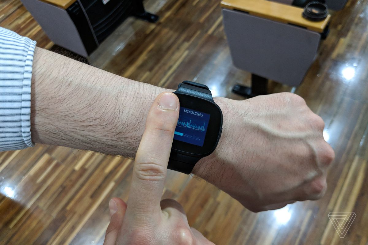 asus vivowatch blood pressure