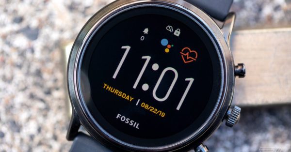fossil smartwatch fitness tracking